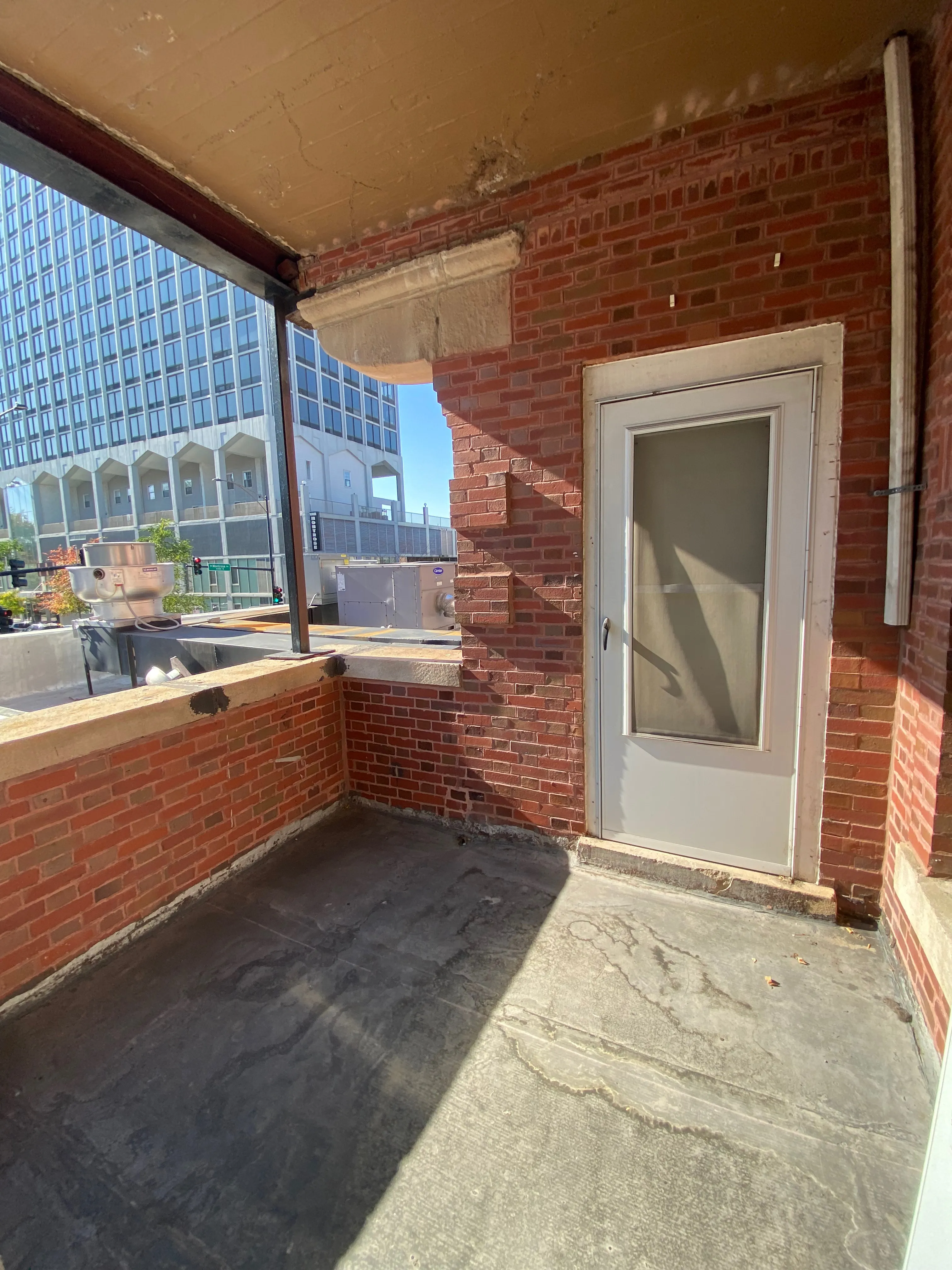 856 W MONTROSE AVE 60613-unit#2A-Chicago-IL