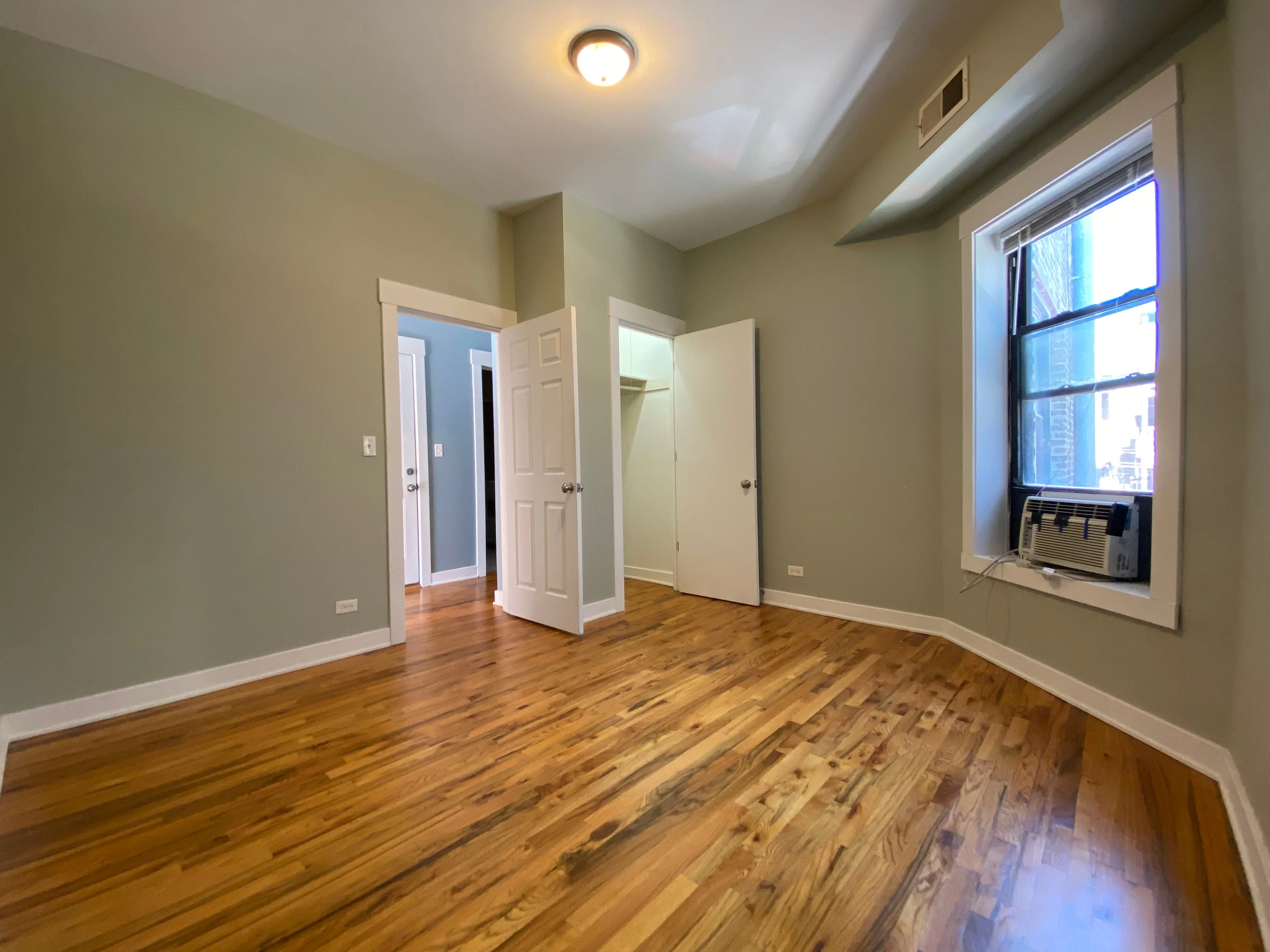 856 W MONTROSE AVE 60613-unit#2A-Chicago-IL