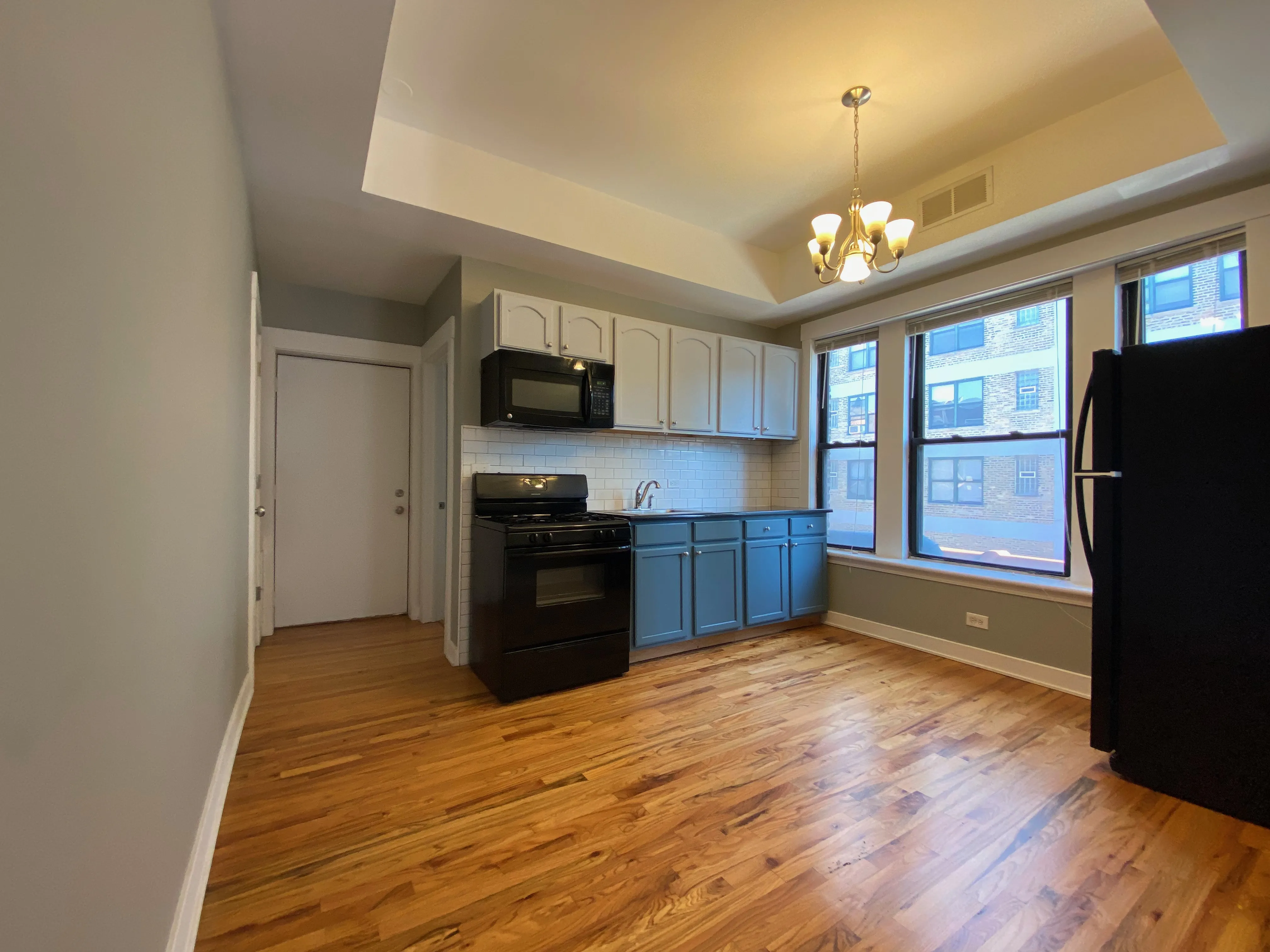 856 W MONTROSE AVE 60613-unit#2A-Chicago-IL