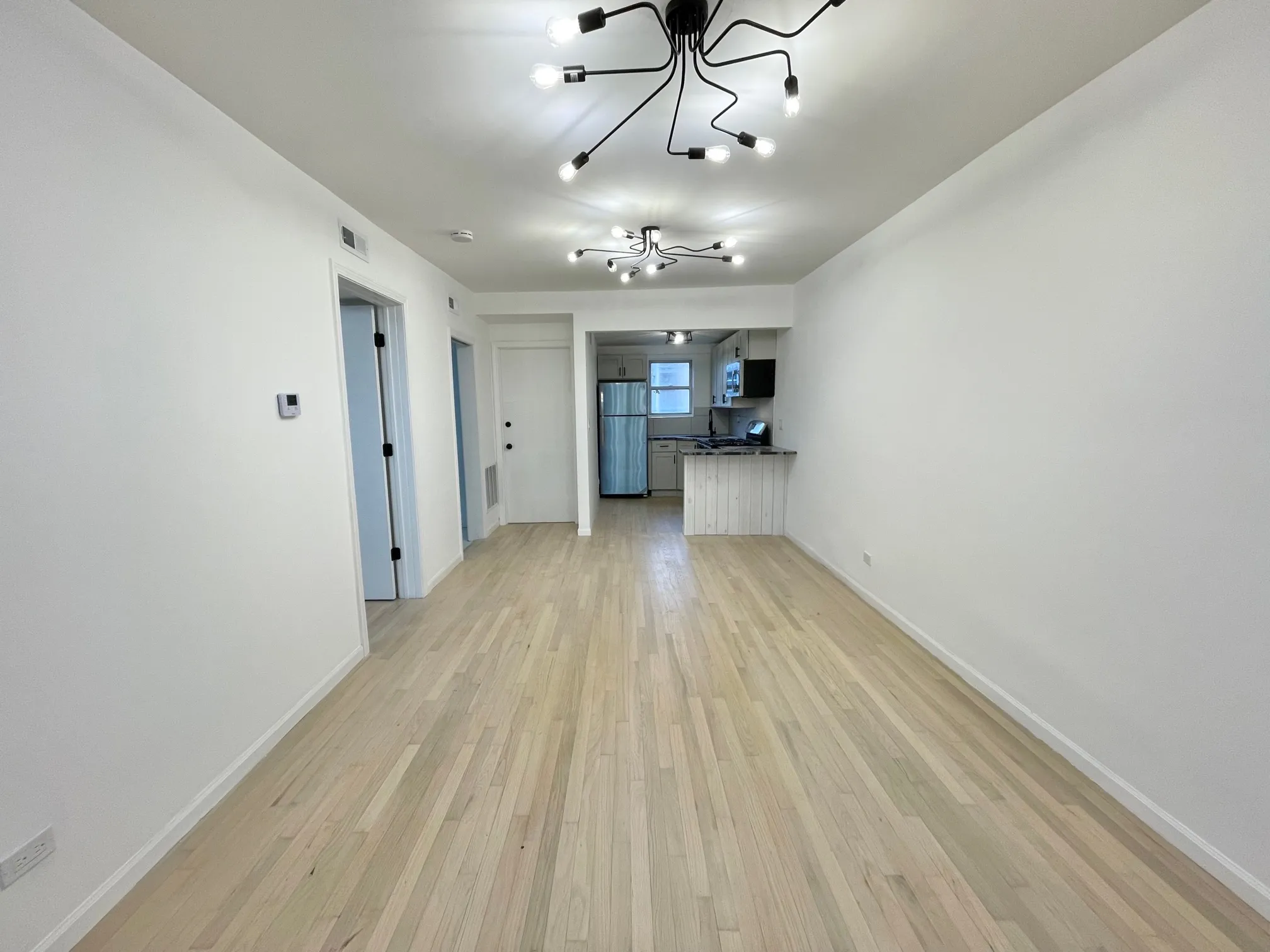 2470 N CLYBOURN AVE 60614-unit#CH001-Chicago-IL