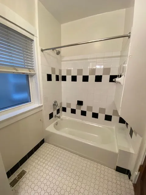 1436 W OLIVE AVE 60660-unit#1-Chicago-IL