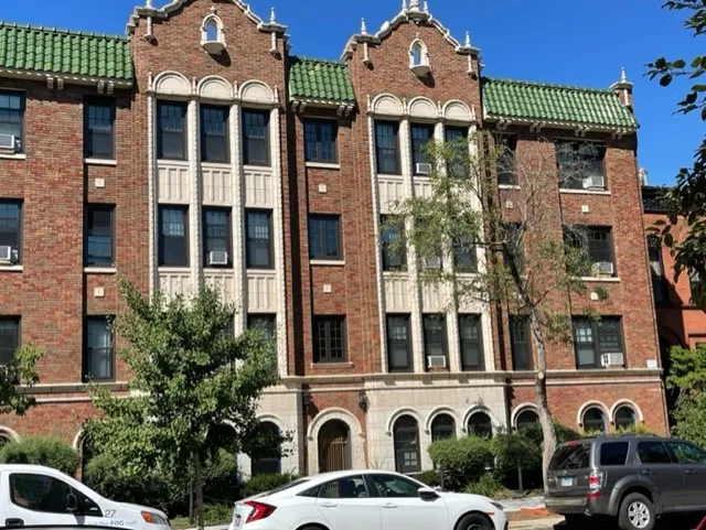 1824 N LINCOLN PARK WEST 60614-Park West Apartments-unit#306A-Chicago-IL