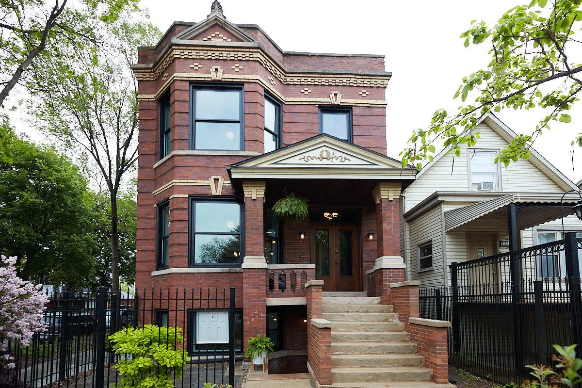 2857 N TROY ST 60618-unit#Apt1-Chicago-IL