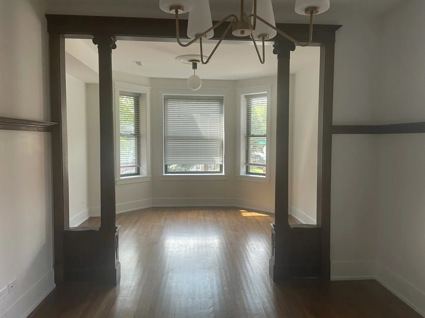 2857 N TROY ST 60618-unit#Apt1-Chicago-IL