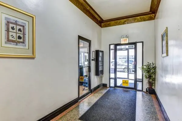 4423 N SHERIDAN RD 60640-The Sheridan North Apts-unit#ST-Chicago-IL