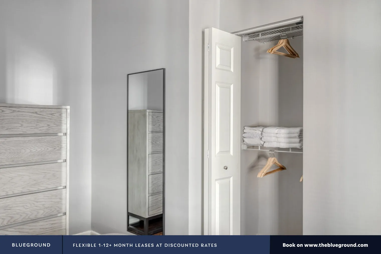 841 W BARRY AVE 60657-837-855 Barry-unit#ID518-Chicago-IL