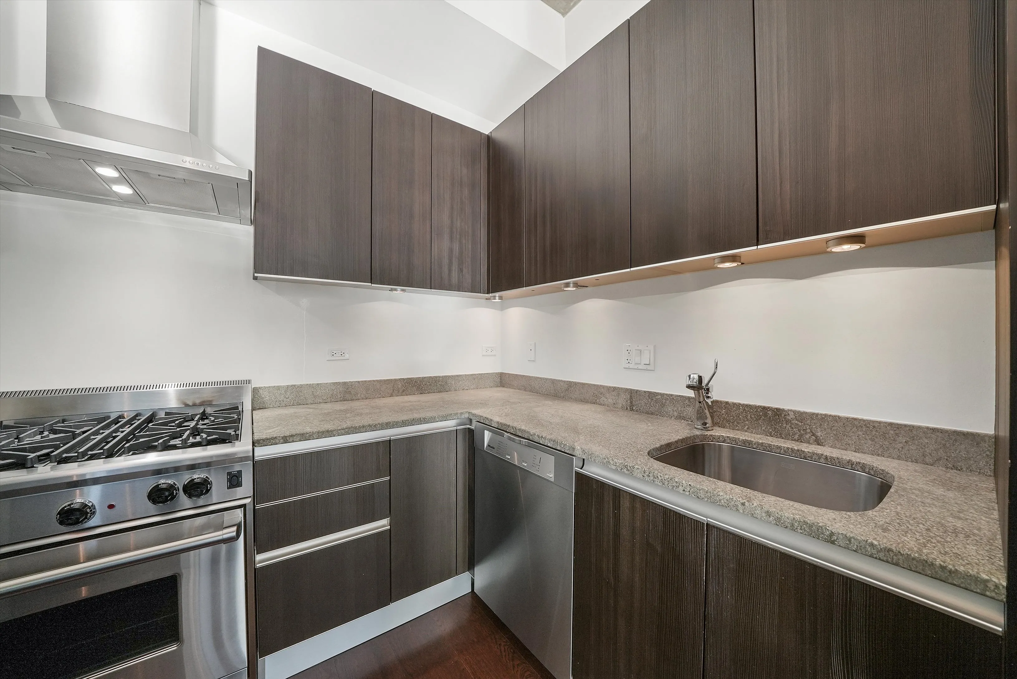 600 N FAIRBANKS CT 60611-unit#1905-Chicago-IL