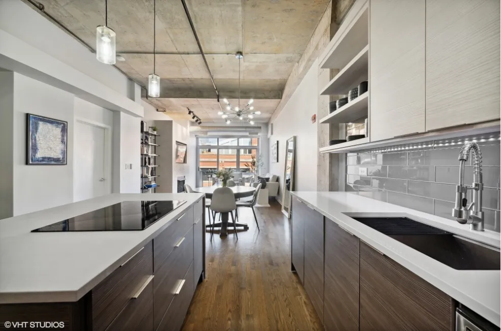 933 W VAN BUREN ST 60607-unit#0804-Chicago-IL