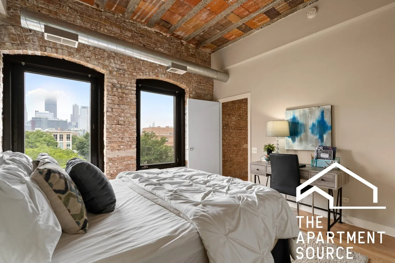 222 S RACINE AVE 60607-unit#302-Chicago-IL