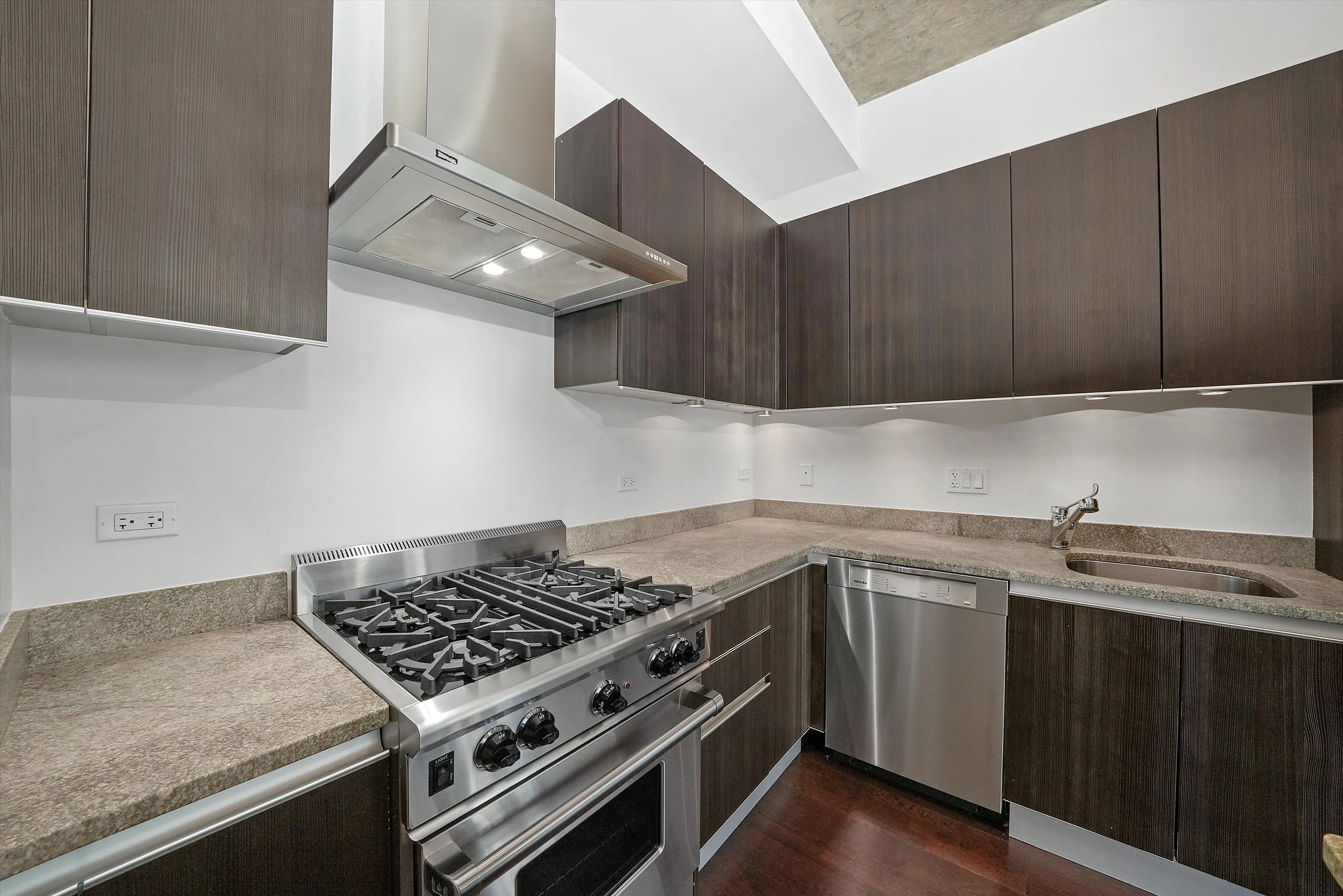 600 N FAIRBANKS CT 60611-unit#1905-Chicago-IL