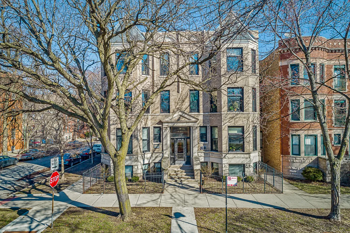 2922 W LOGAN BLVD 60647-unit#2E-Chicago-IL