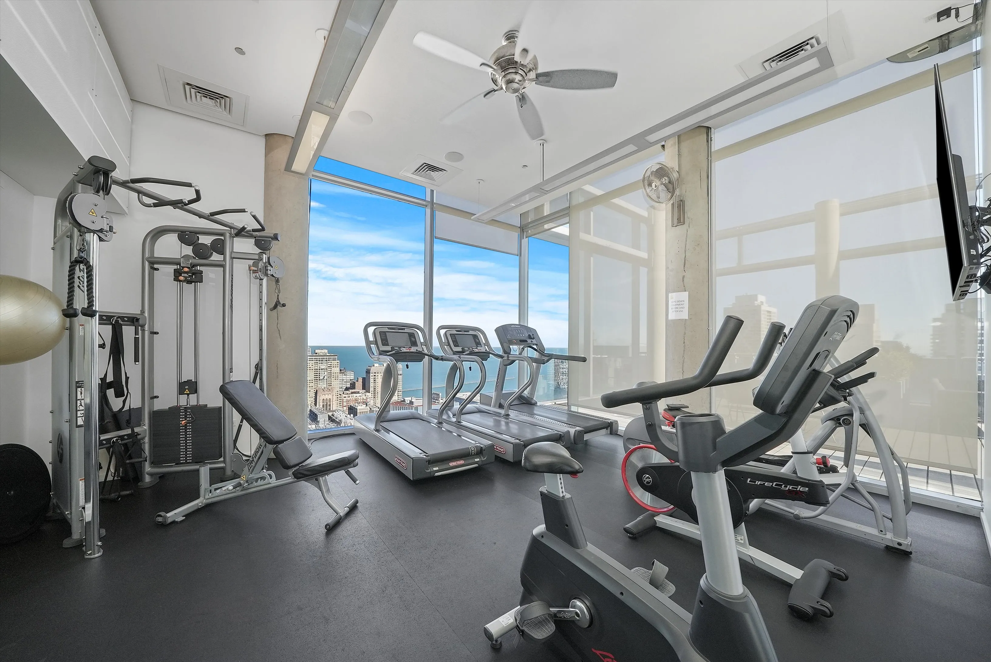 600 N FAIRBANKS CT 60611-unit#1905-Chicago-IL