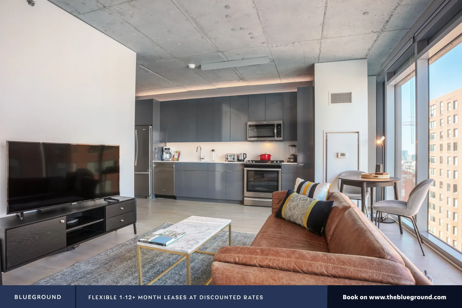 311 W LINOIS ST 60654-3Eleven-unit#ID153-Chicago-IL