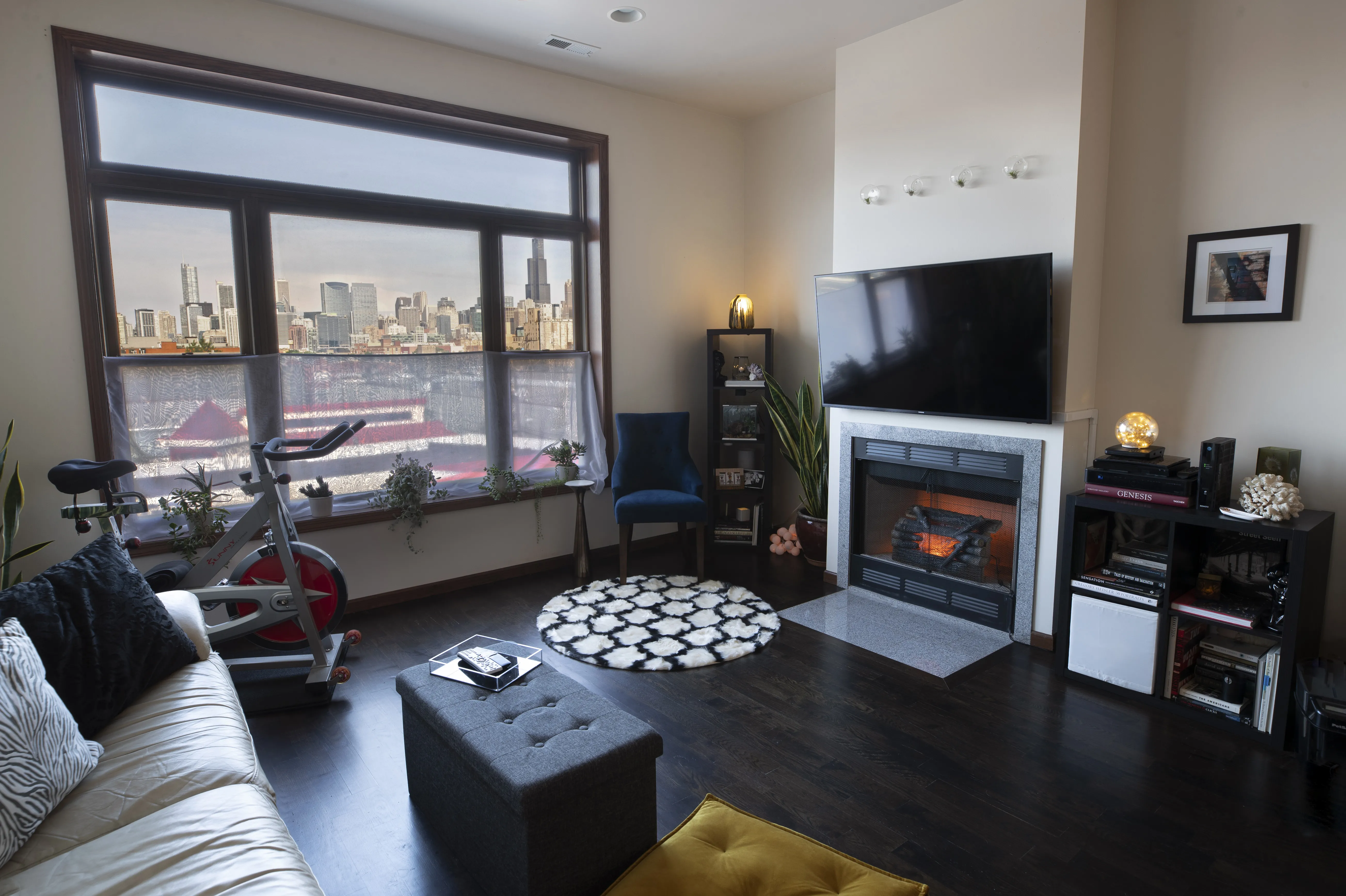 464 N ASHLAND AVE 60642-unit#02B-Chicago-IL