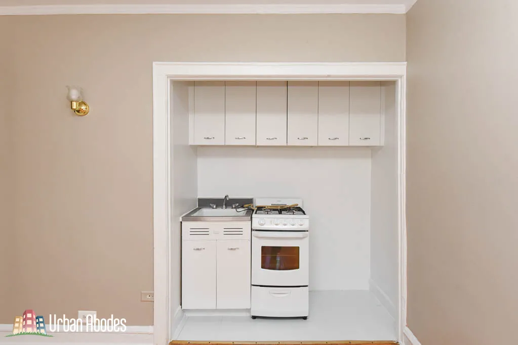 1209 W SHERWIN AVE 60626-unit#806-Chicago-IL