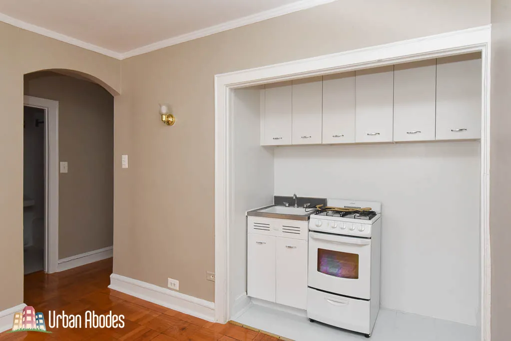 1209 W SHERWIN AVE 60626-unit#806-Chicago-IL