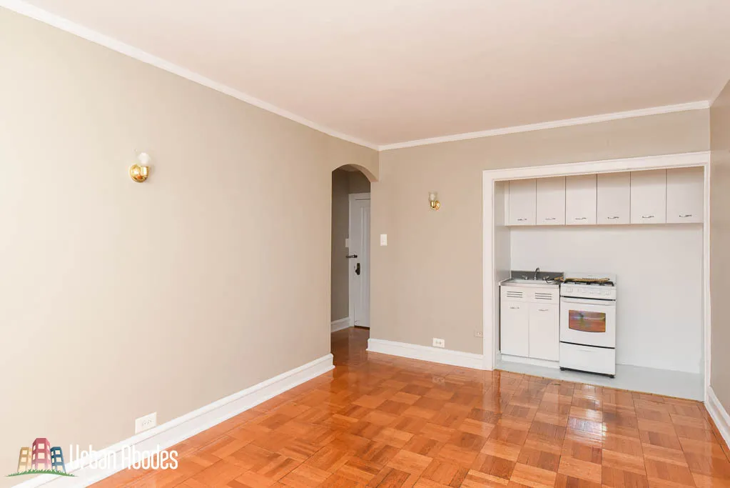 1209 W SHERWIN AVE 60626-unit#806-Chicago-IL