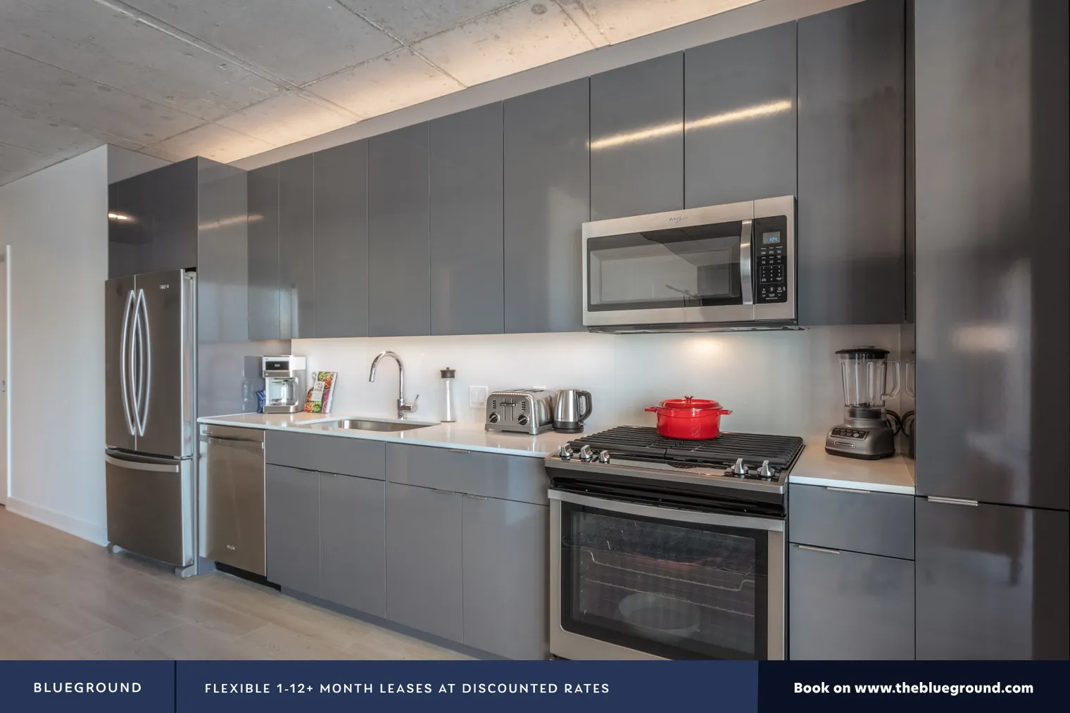 311 W LINOIS ST 60654-3Eleven-unit#ID153-Chicago-IL