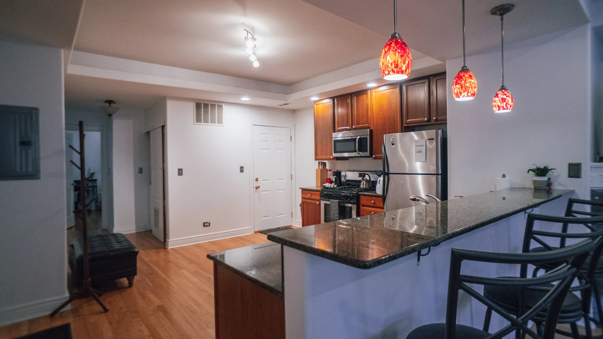 6709 N LAKEWOOD AVE 60626-unit#2-S-Chicago-IL