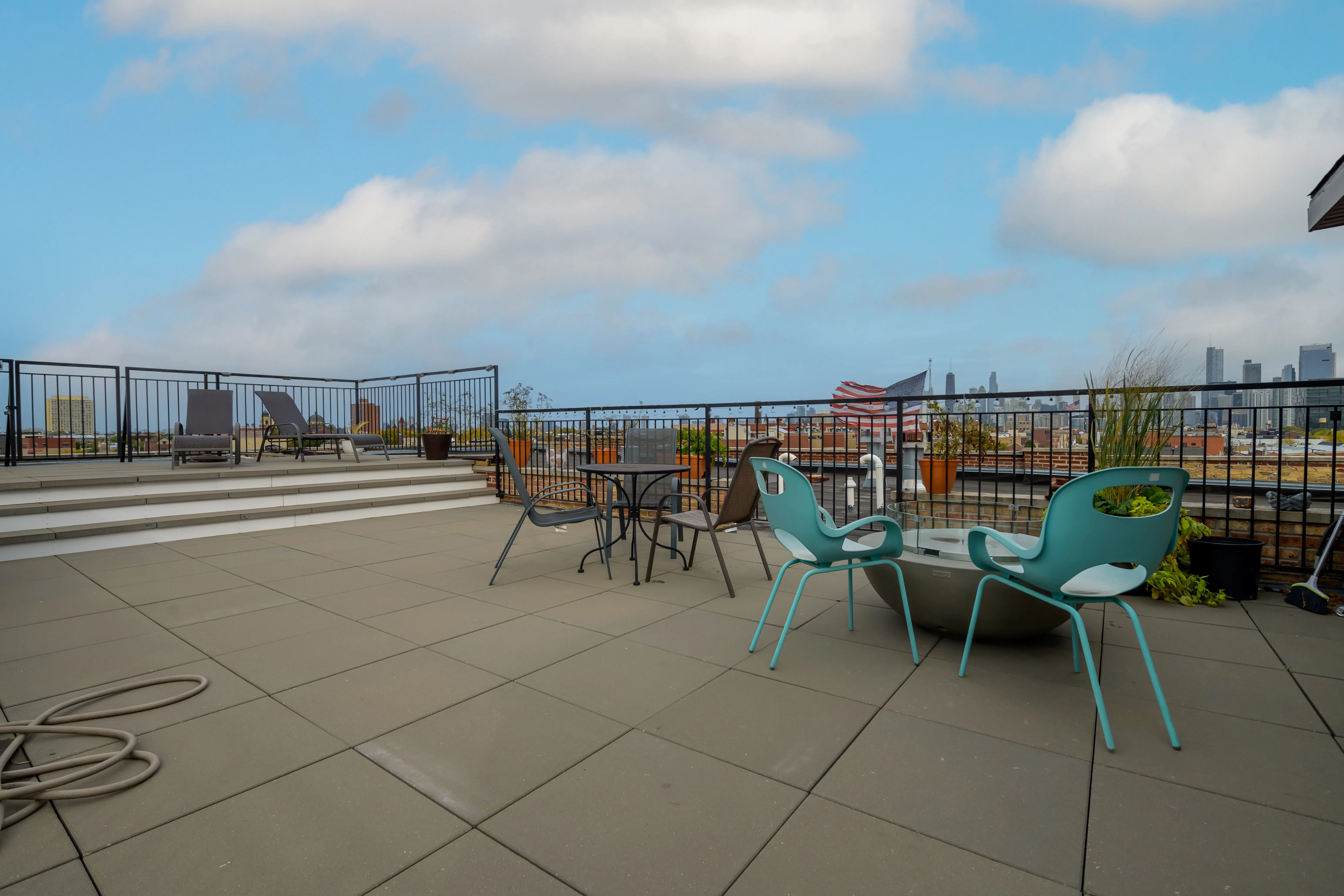 464 N ASHLAND AVE 60642-unit#02B-Chicago-IL