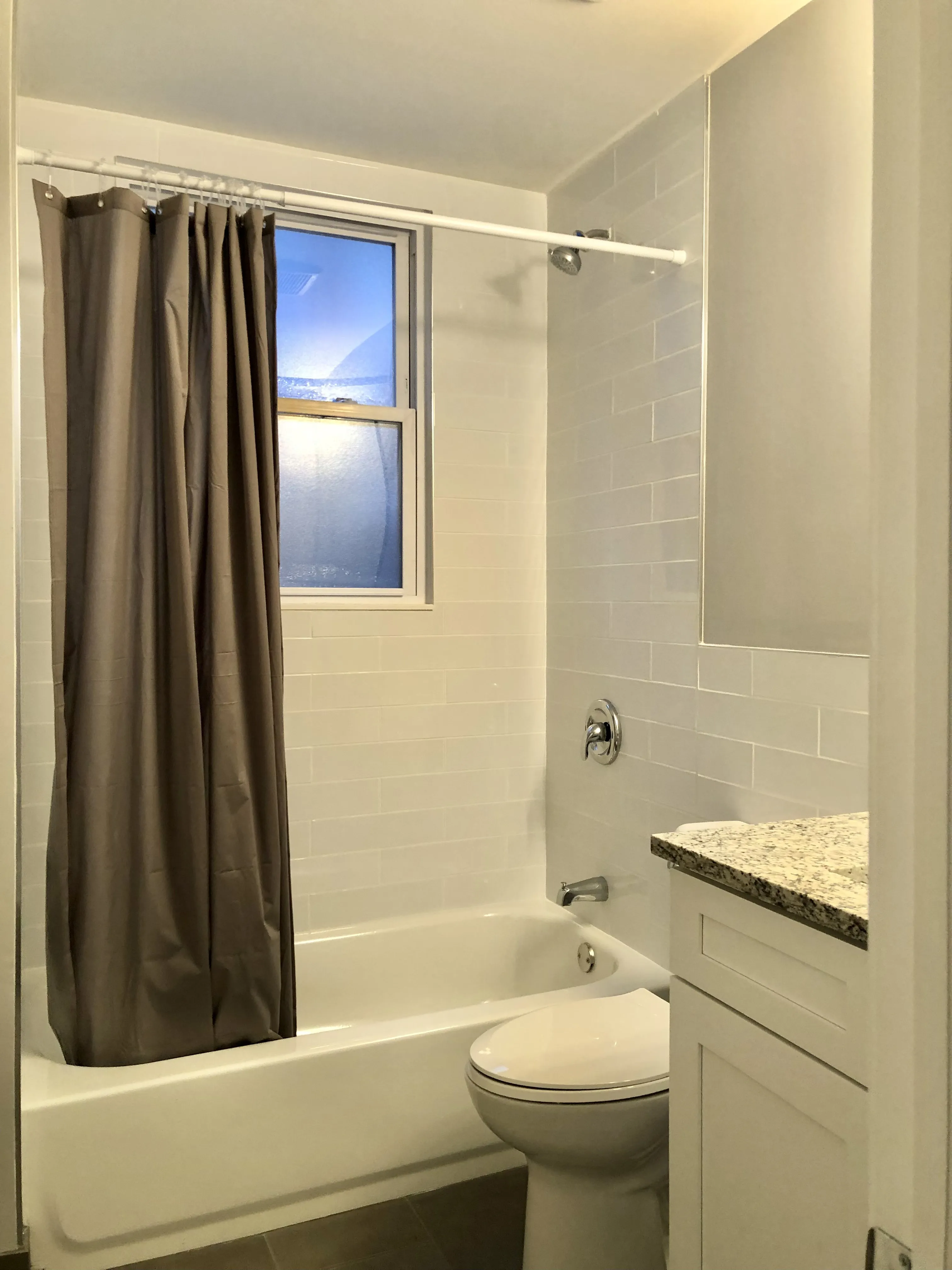 1923 W MELROSE ST 60657-1923 W Melrose-unit#2-Chicago-IL