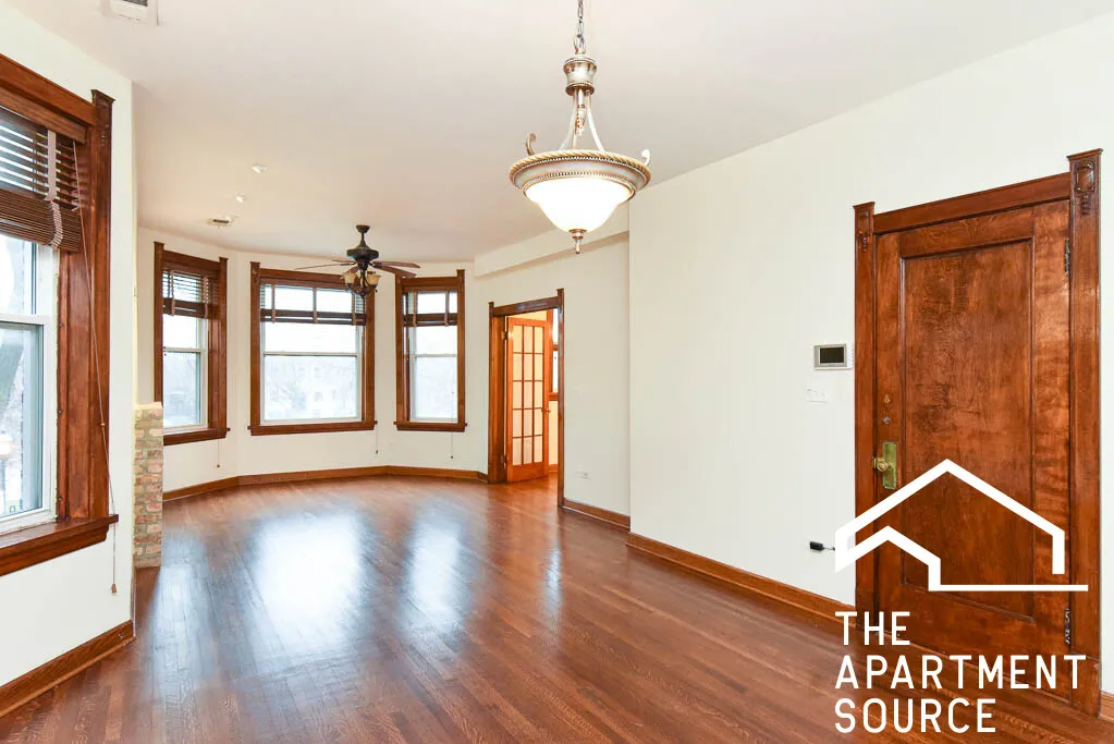 3040 W LOGAN BLVD 60647-Logan Boulevard Apartments-unit#2-Chicago-IL