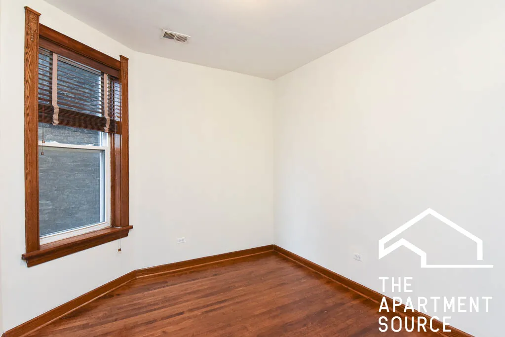 3040 W LOGAN BLVD 60647-Logan Boulevard Apartments-unit#2-Chicago-IL