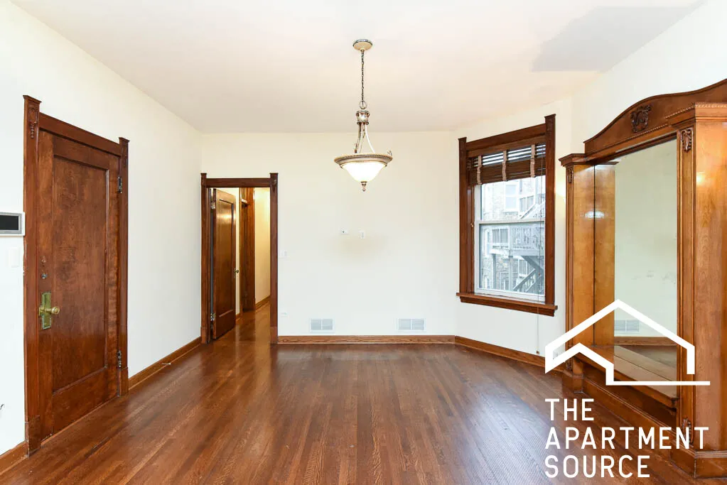3040 W LOGAN BLVD 60647-Logan Boulevard Apartments-unit#2-Chicago-IL