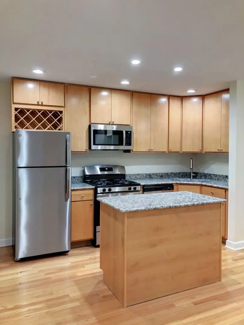 1084 N MARSHFIELD AVE 60622-unit#1R-Chicago-IL