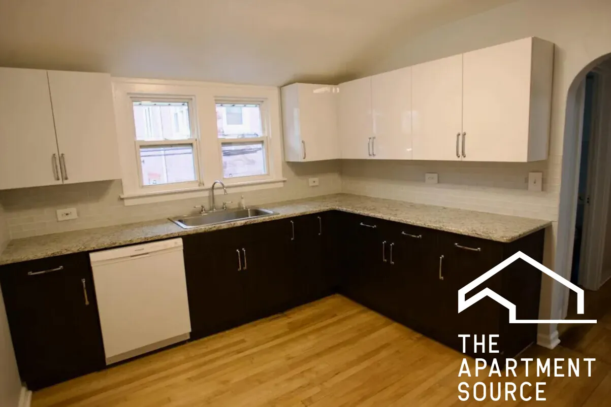 2015 N HONORE ST 60614-unit#2-Chicago-IL