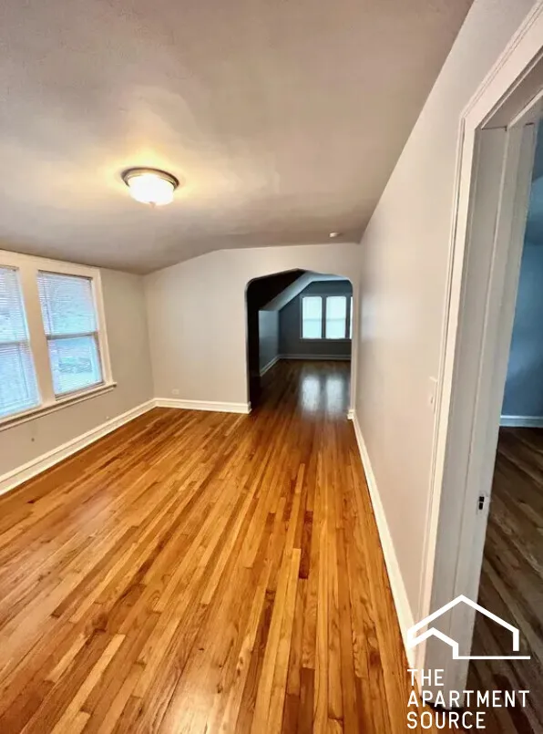 2015 N HONORE ST 60614-unit#2-Chicago-IL