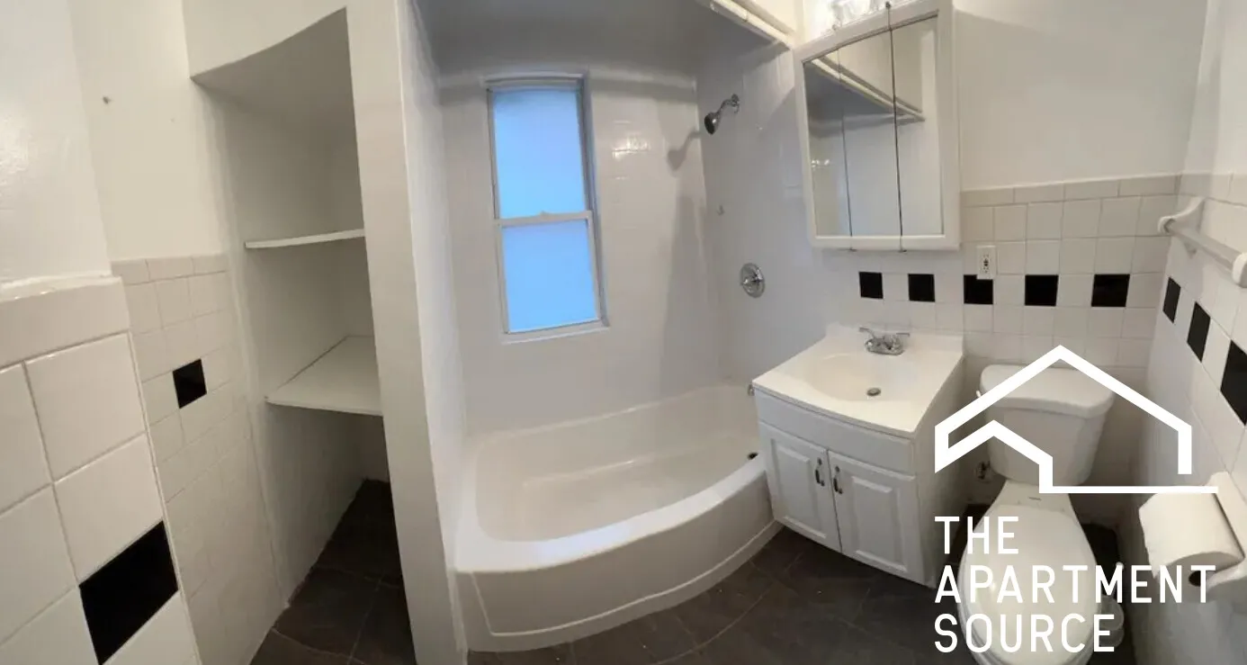 2015 N HONORE ST 60614-unit#2-Chicago-IL