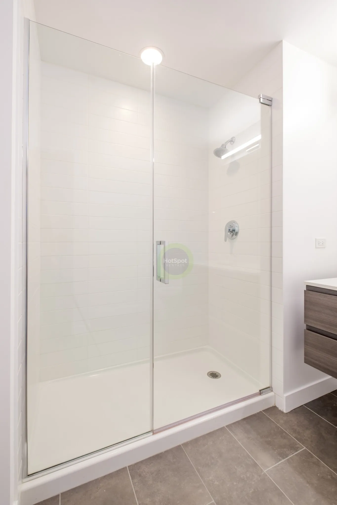 221 W HUBBARD ST 60654-Luxury-unit#810-Chicago-IL