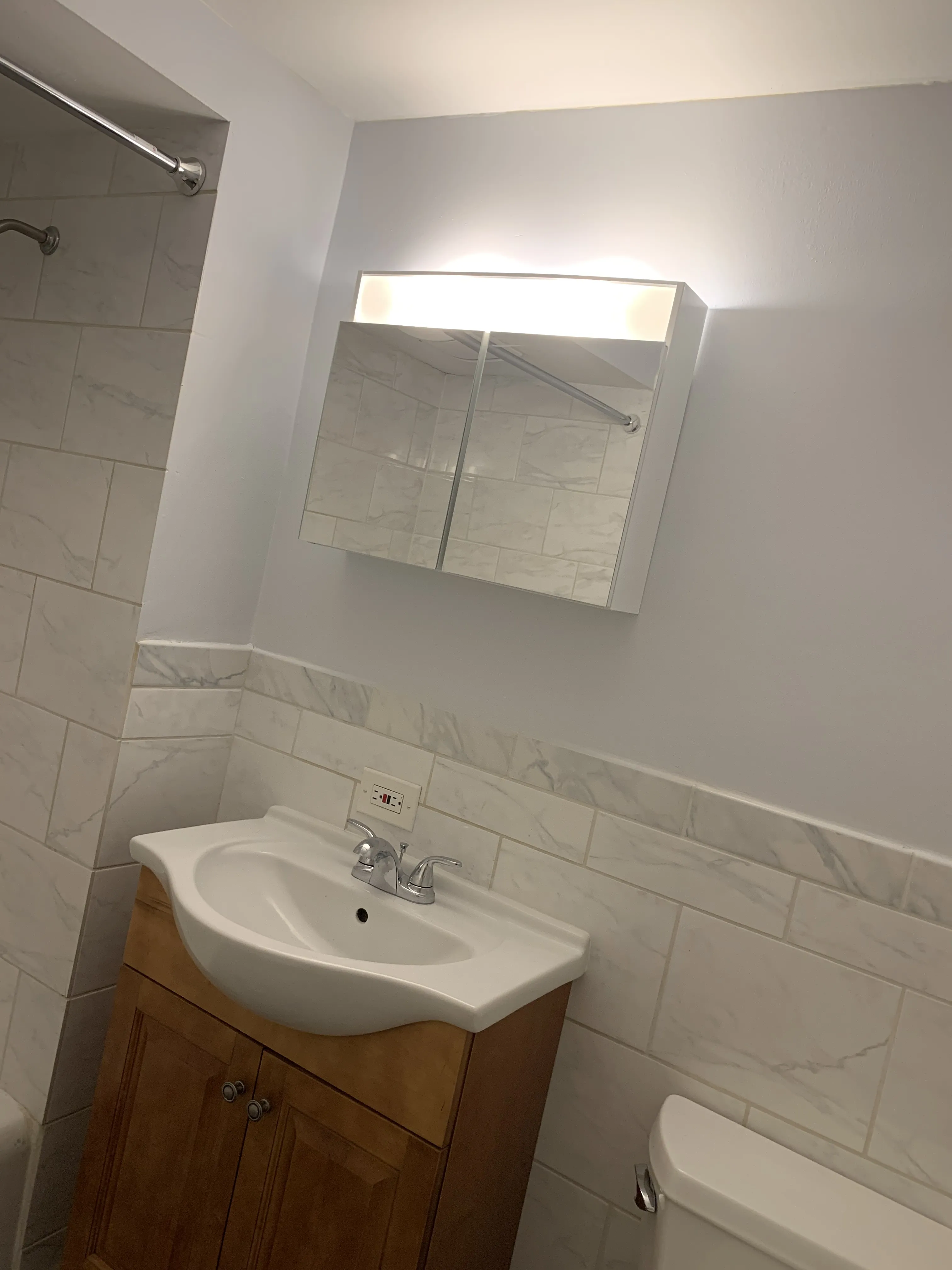 8027  FOSTER LN 60714-8027 Foster Lane-unit#GNb-Niles-IL