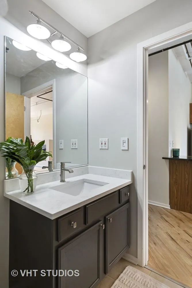 6 S LAFLIN ST 60607-Skytech Loft Condos-unit#623-Chicago-IL