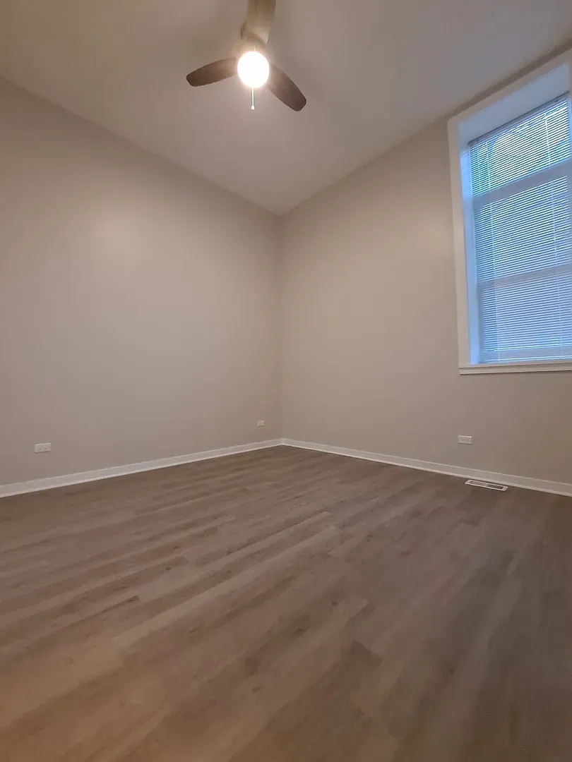 5200 W ROSCOE ST 60641-unit#01-S-Chicago-IL