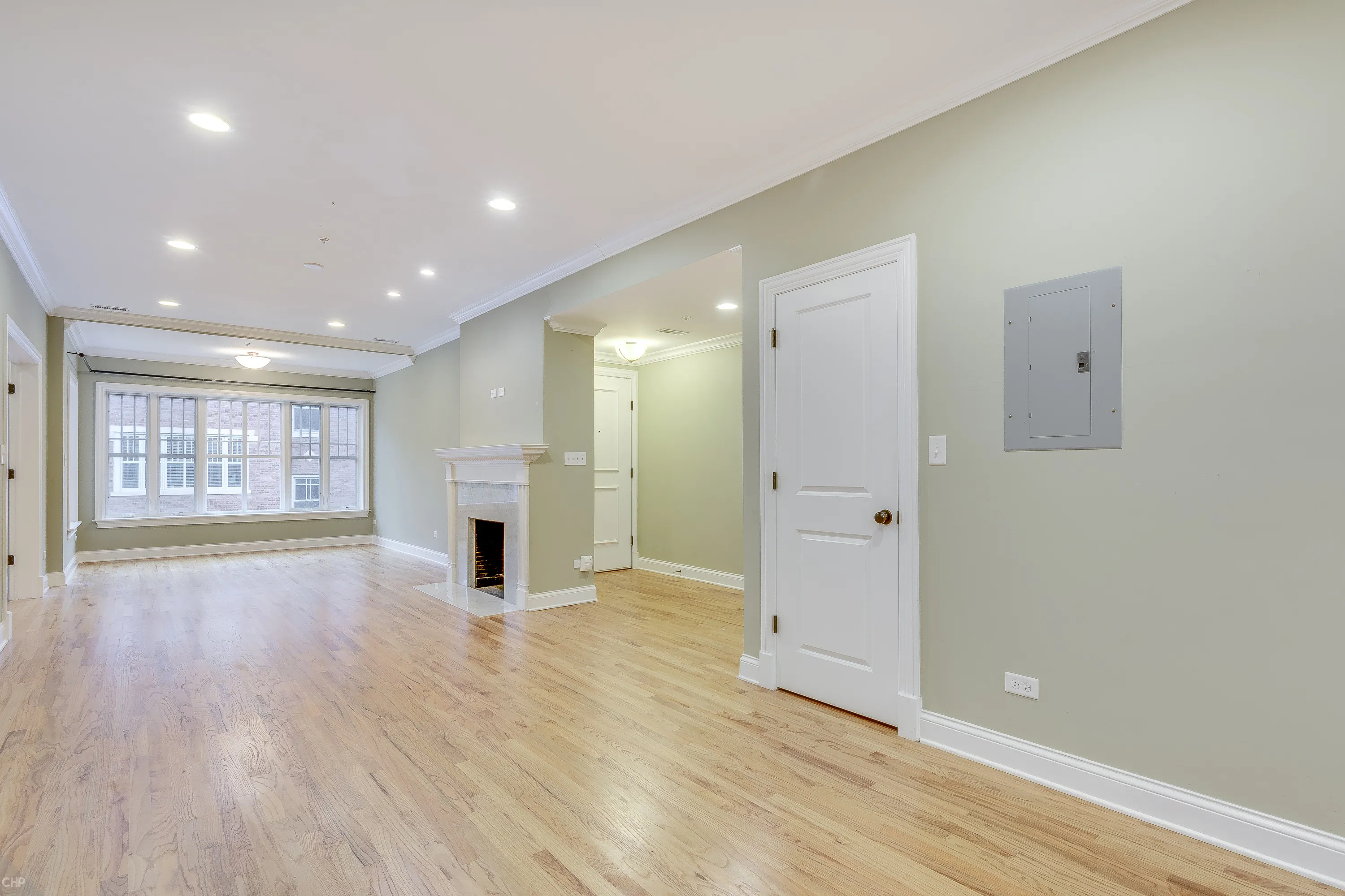 640 HINMAN AVE 60202-unit#2J-Evanston-IL
