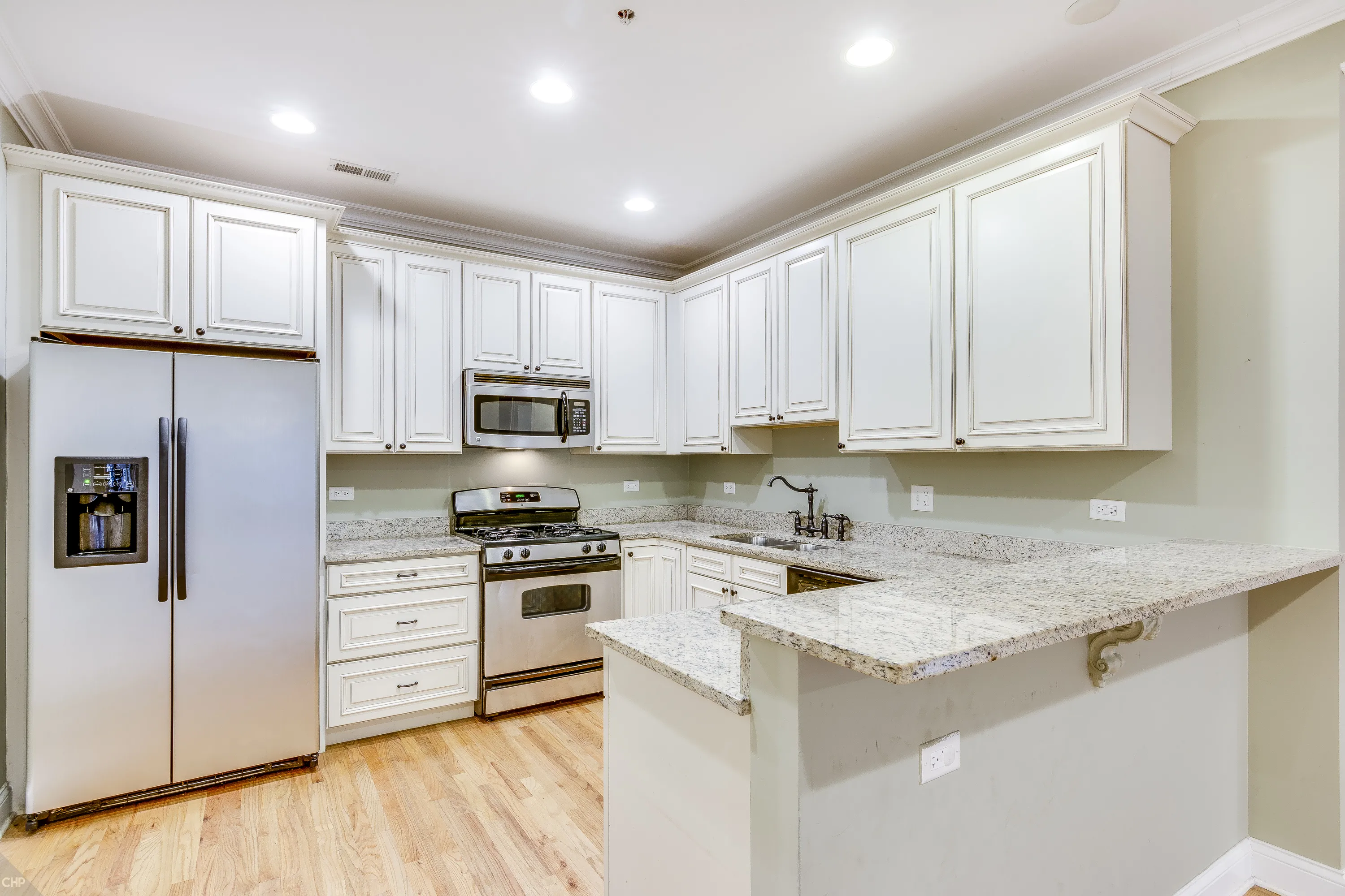 640 HINMAN AVE 60202-unit#2J-Evanston-IL