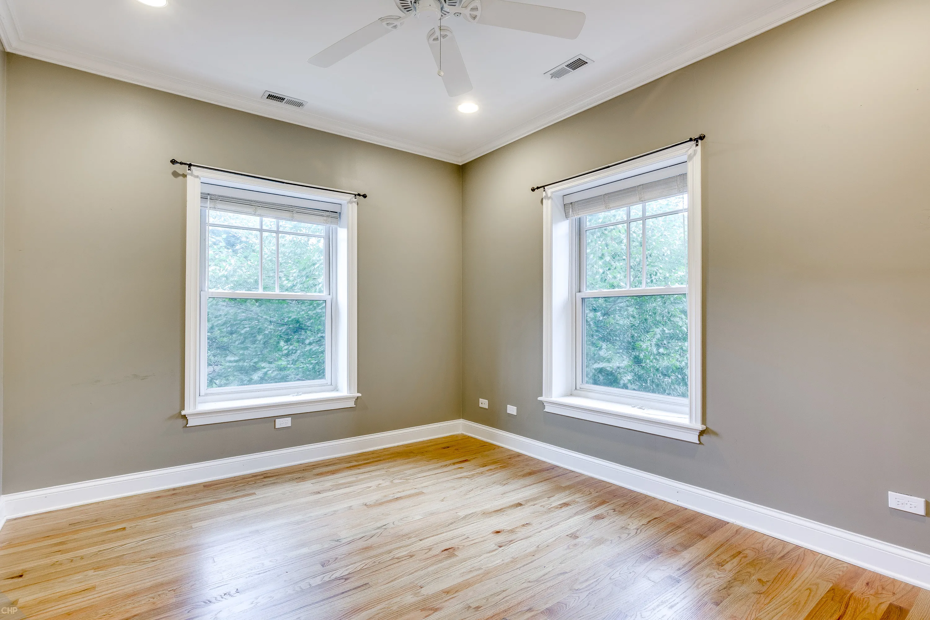 640 HINMAN AVE 60202-unit#2J-Evanston-IL