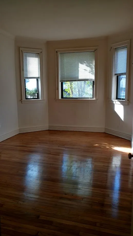 6655 N ASHLAND AVE 60626-unit#GARDN-Chicago-IL