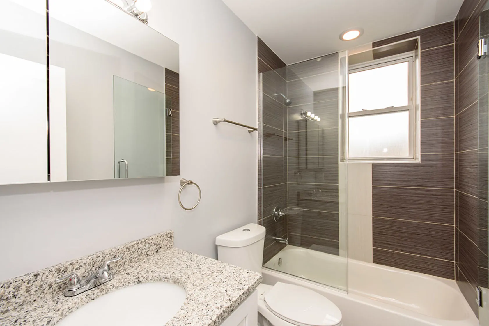 2645 N WASHTENAW AVE 60647-unit#3F-Chicago-IL