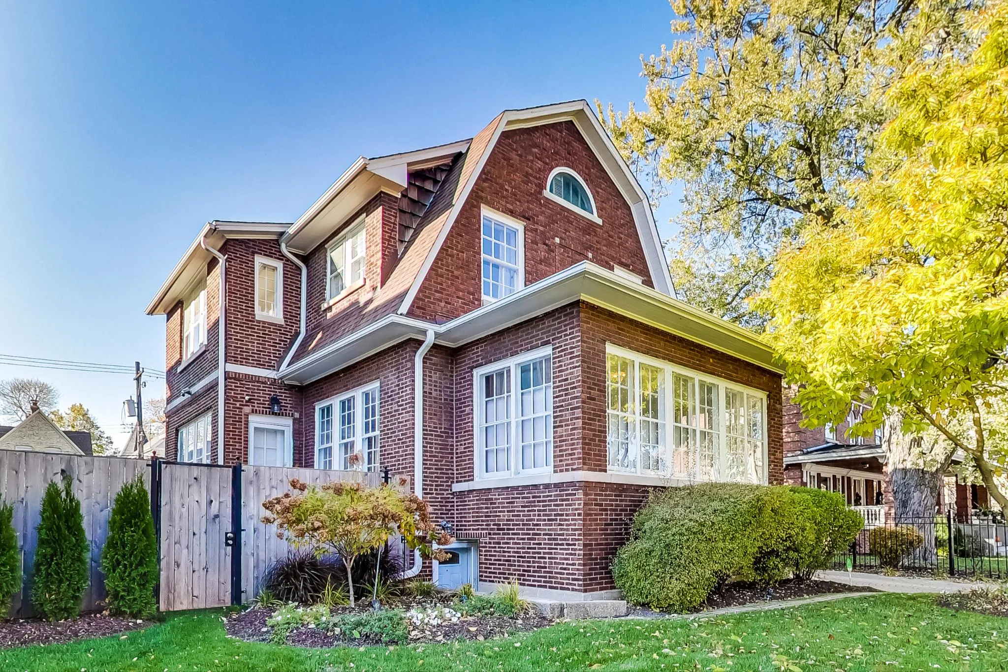 2550 N KIMBALL AVE 60647-Chicago-IL