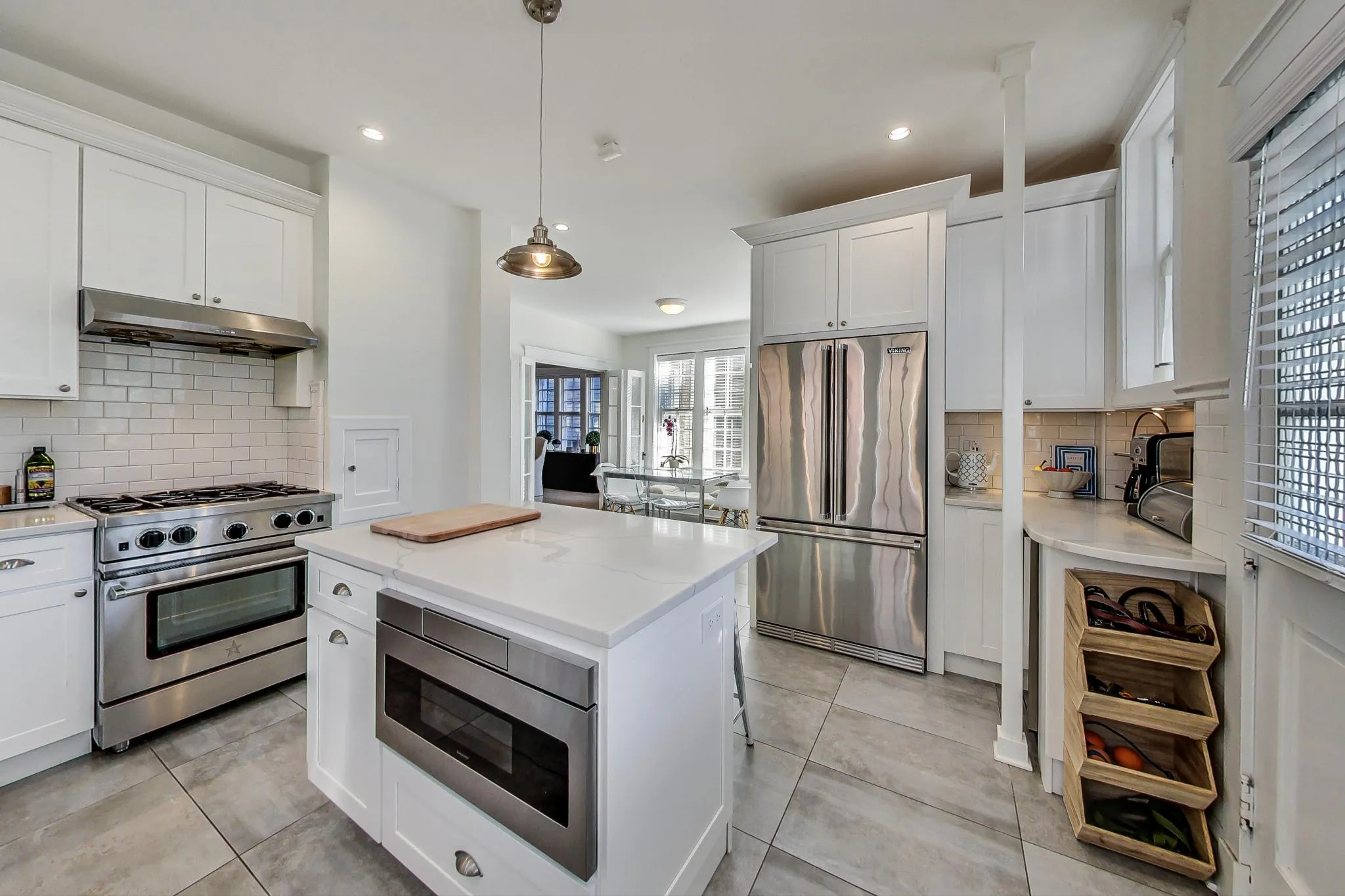 2550 N KIMBALL AVE 60647-Chicago-IL