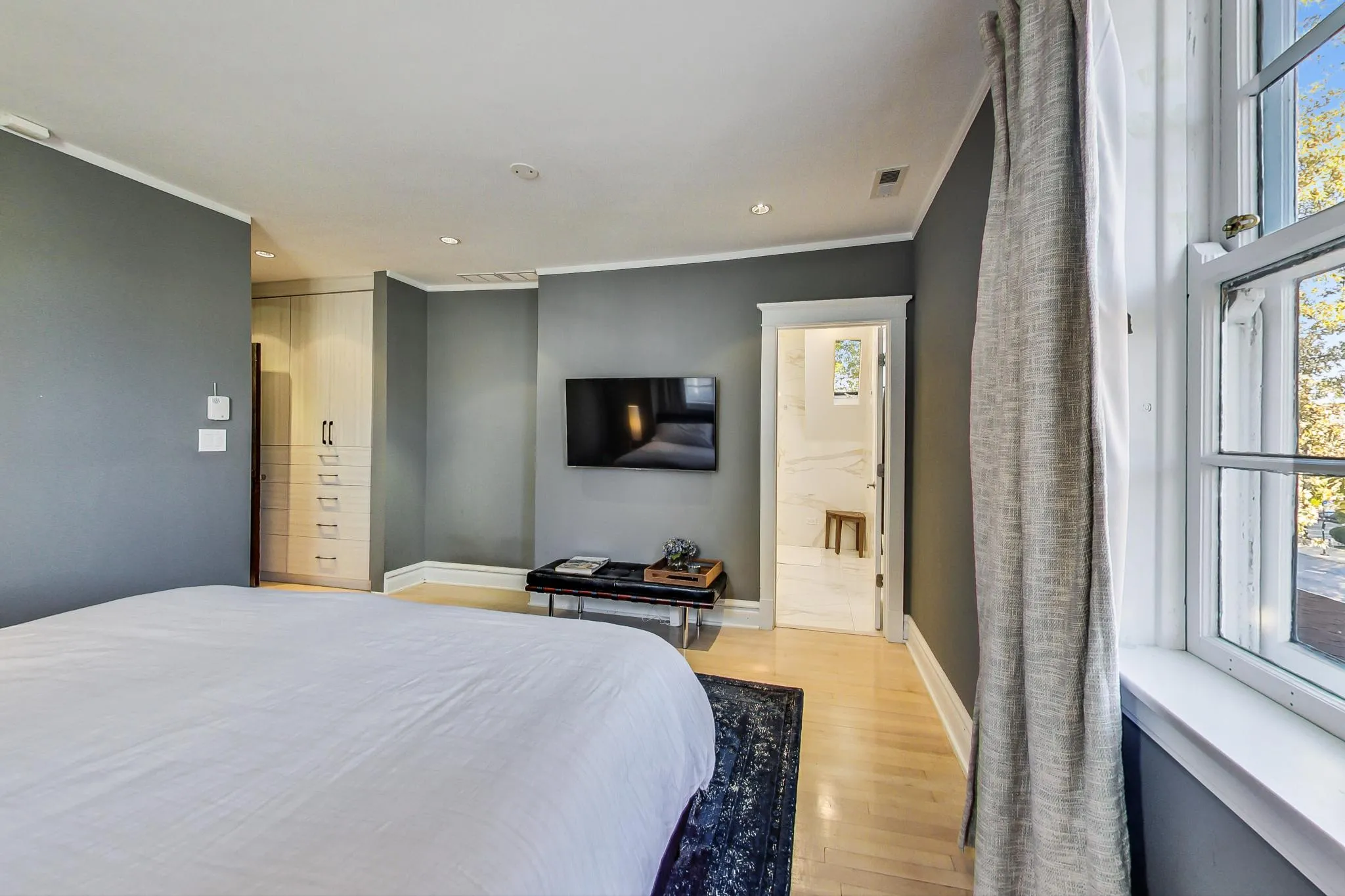 2550 N KIMBALL AVE 60647-Chicago-IL