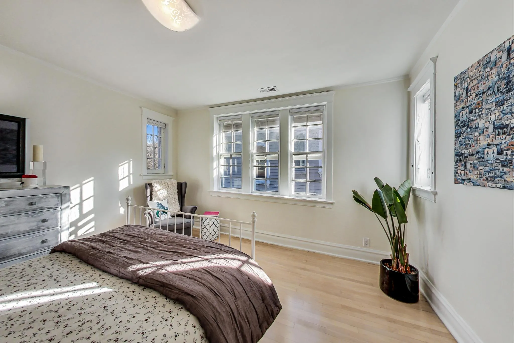 2550 N KIMBALL AVE 60647-Chicago-IL