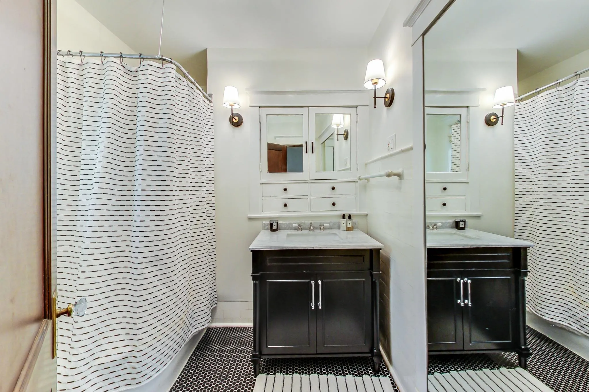 2550 N KIMBALL AVE 60647-Chicago-IL