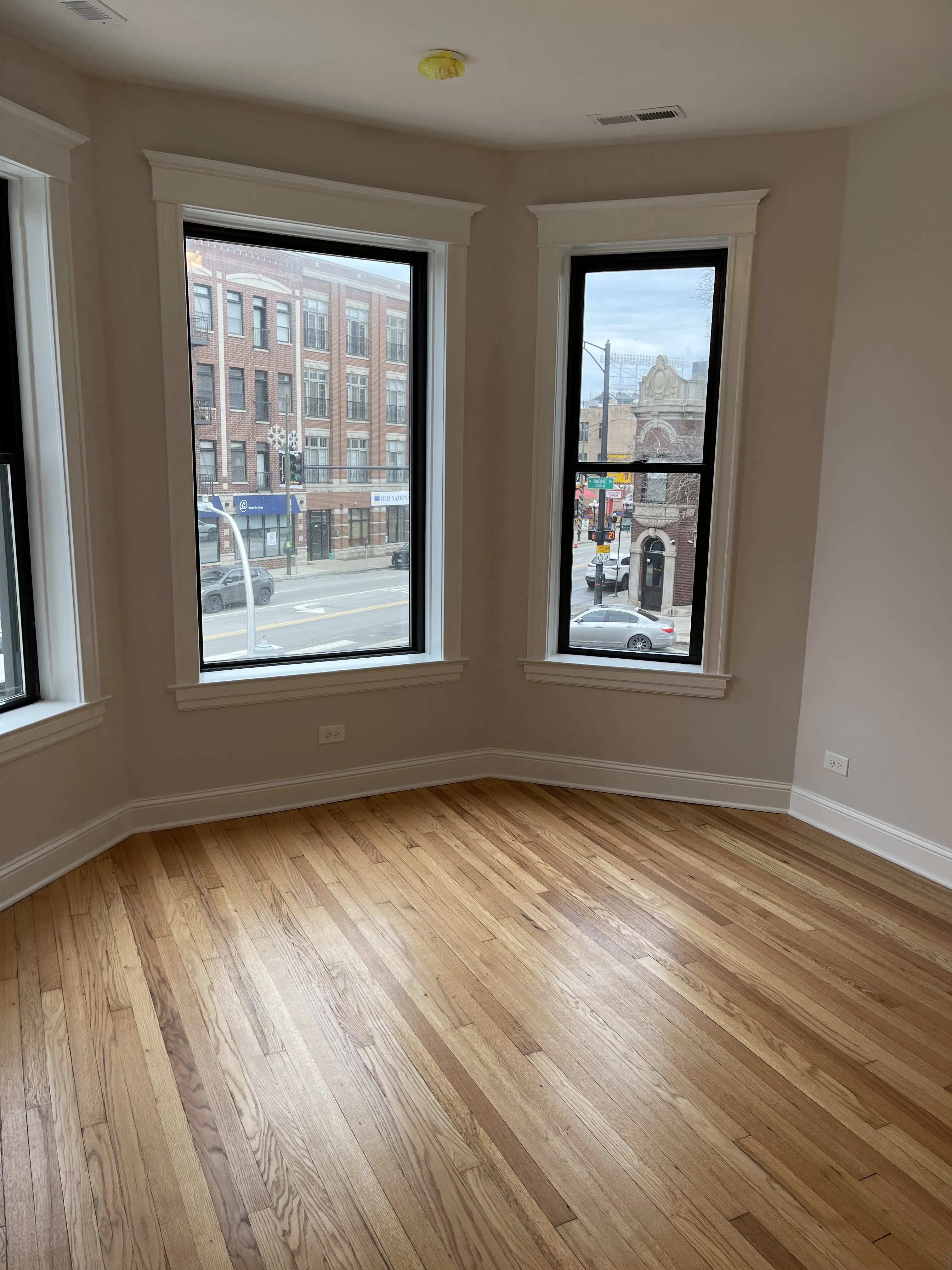 3748 N RACINE AVE 60613-unit#Apt 1-Chicago-IL