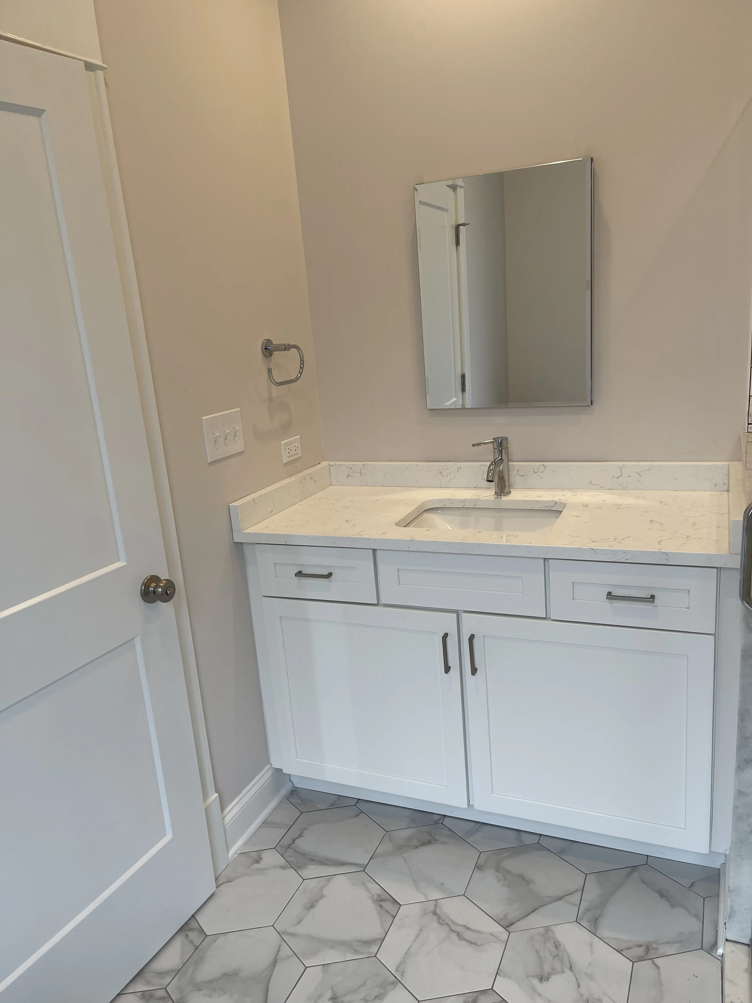 3748 N RACINE AVE 60613-unit#Apt 1-Chicago-IL