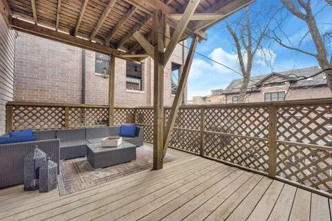 1446 W GRACE ST 60613-unit#2-Chicago-IL