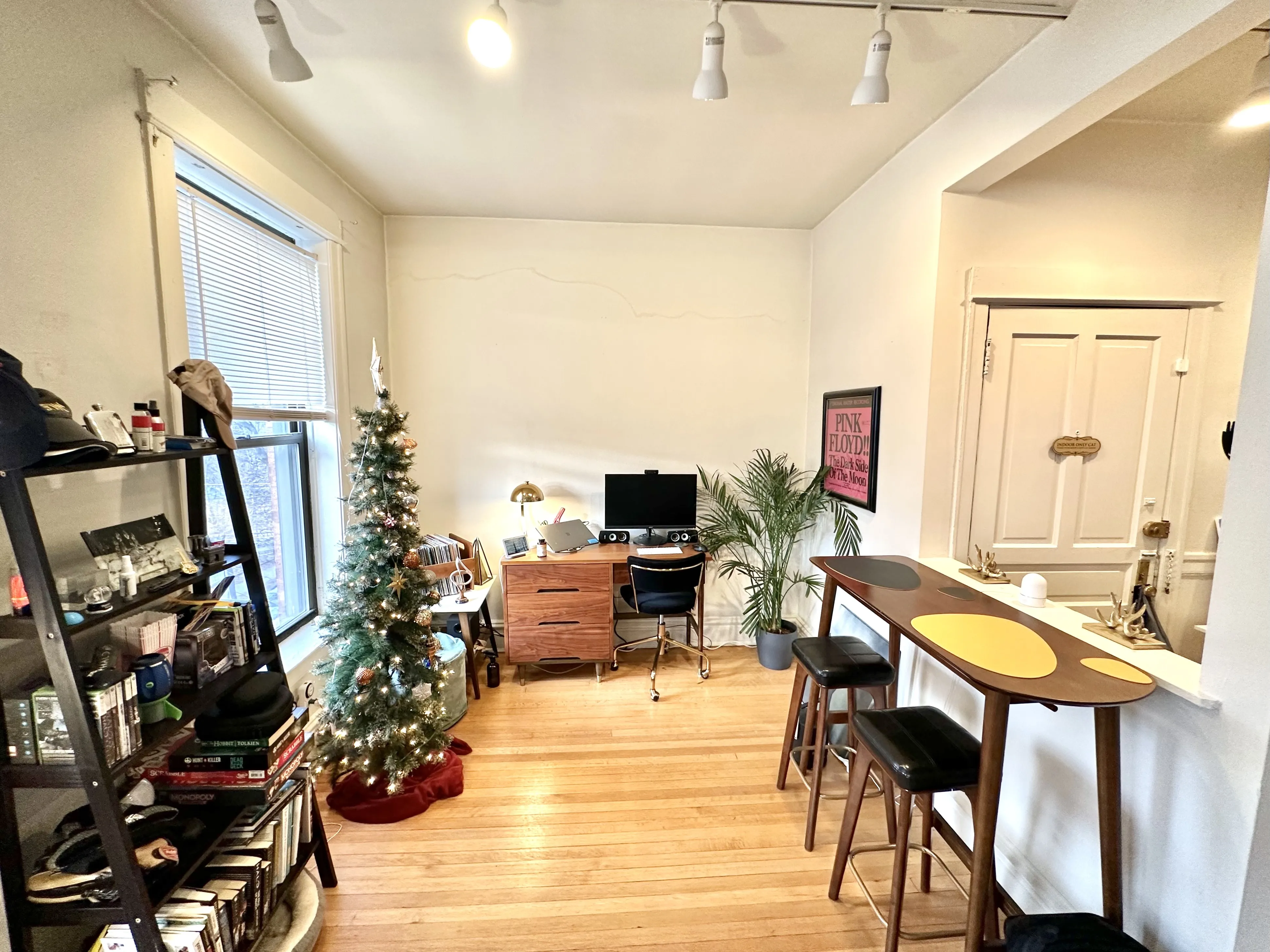 2905 N MDRED AVE 60657-unit#3-Chicago-IL